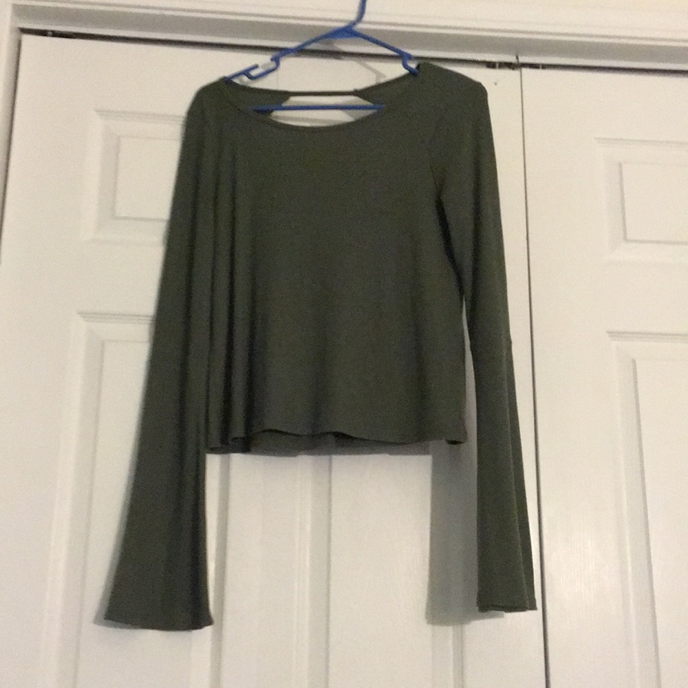 Hollister Co. green bell sleeve crop top